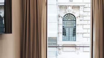 Apartment, City View | In-room safe, blackout drapes, soundproofing, iron/ironing board