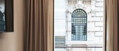 In-room safe, blackout curtains, soundproofing, iron/ironing board