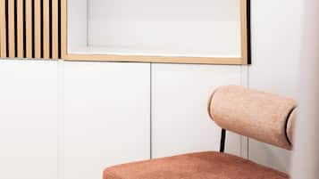 Apartment, City View | Interior