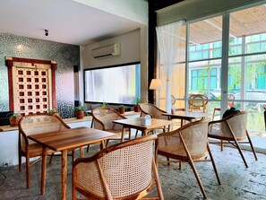 Dining - Ban Nai Amphoe (Nakhon Ratchasima)