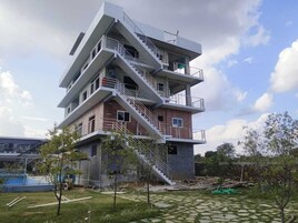 Fachada da propriedade