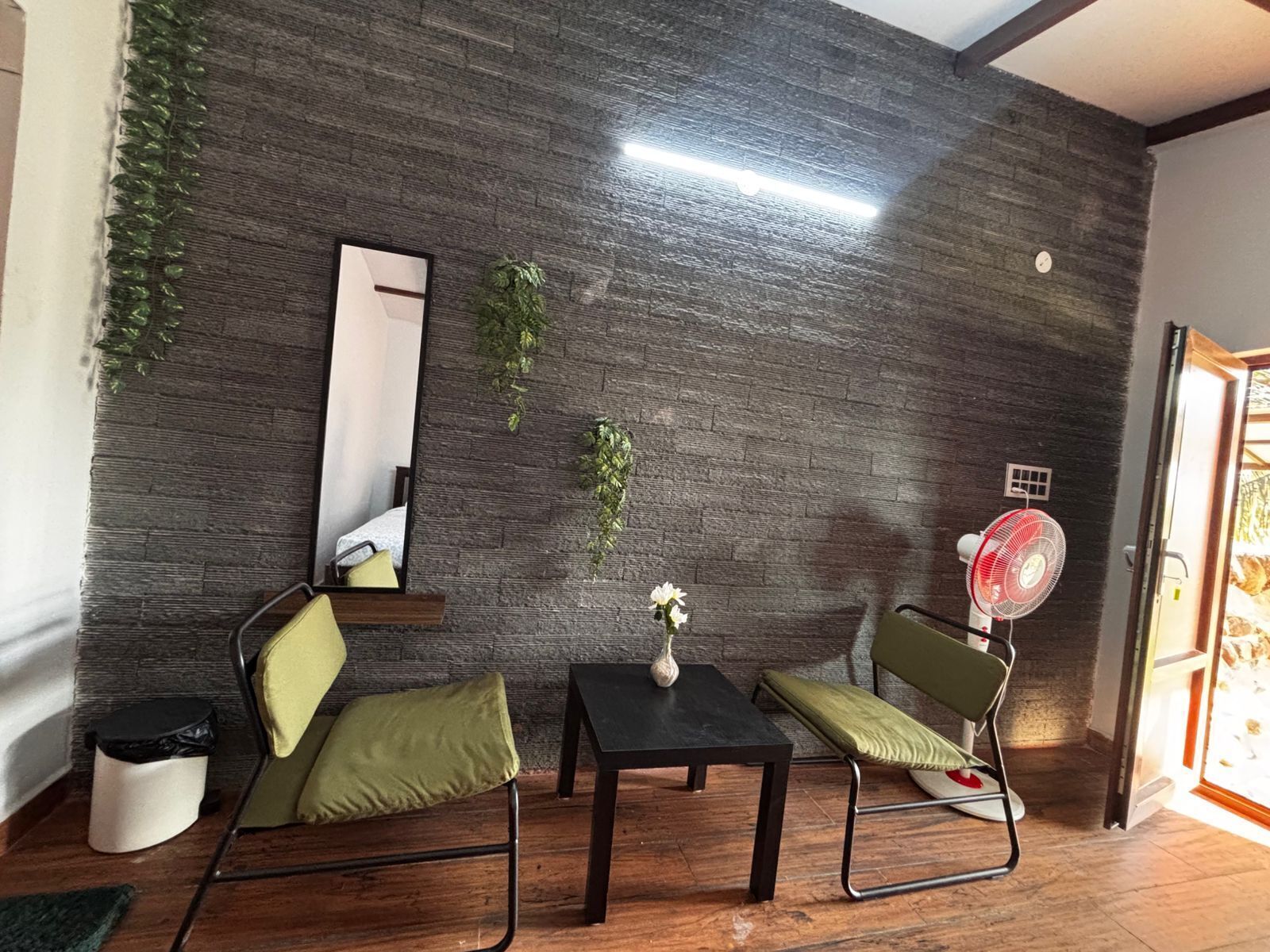 Standard Triple Room | Reception