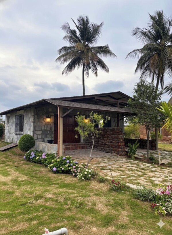 Standard trippelrum | Exteriör