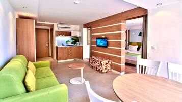 Economy-studiolejlighed | Privat køkken | Minikøleskab, kogeplade, køkkentøj/tallerkener/redskaber