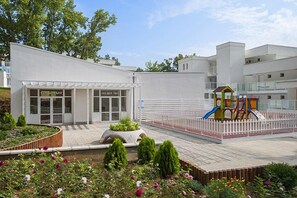 Children's play area - outdoor