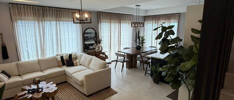 Villa | 3 bedrooms, Internet