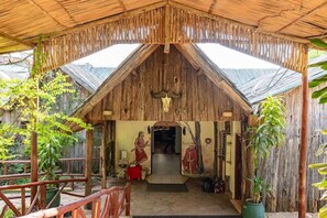 Exterior detail - Sentrim Mara Lodge (Maasai Mara)