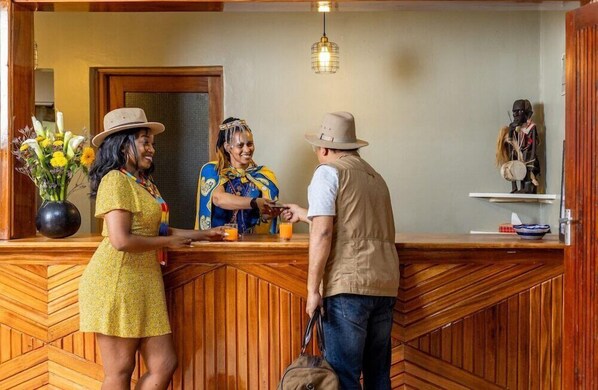 Lobby - Sentrim Mara Lodge (Maasai Mara)