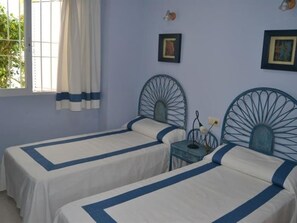 2 bedrooms, free WiFi, bed sheets - Charming rental in Denia, Las Marinas (Denia)