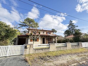 Exterior - Vacation Home Near the Lake (Biscarrosse)