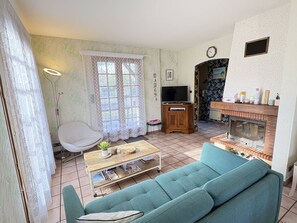 TV - Vacation Home Near the Lake (Biscarrosse)
