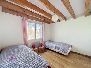 4 bedrooms, free WiFi - Villa for 8, pool, Soustons (Soustons)