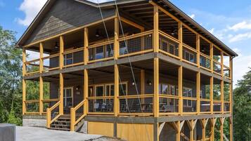 Suite | 5 kamar tidur dan internet