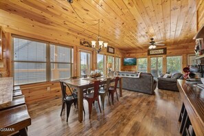 Suite | 5 soverom og internett