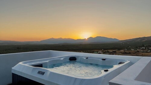 Evnia Sunset Crete Escape Private Hottub Retreat