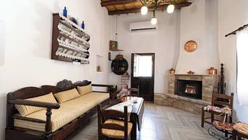 2 bedrooms, soundproofing, Internet