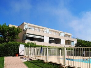 Pool - Studio with Terrace - Le Lavandou (Le Lavandou)