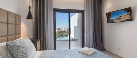 Iron/ironing board, internet