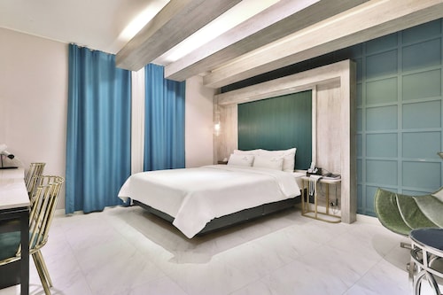 경주 호텔 나무