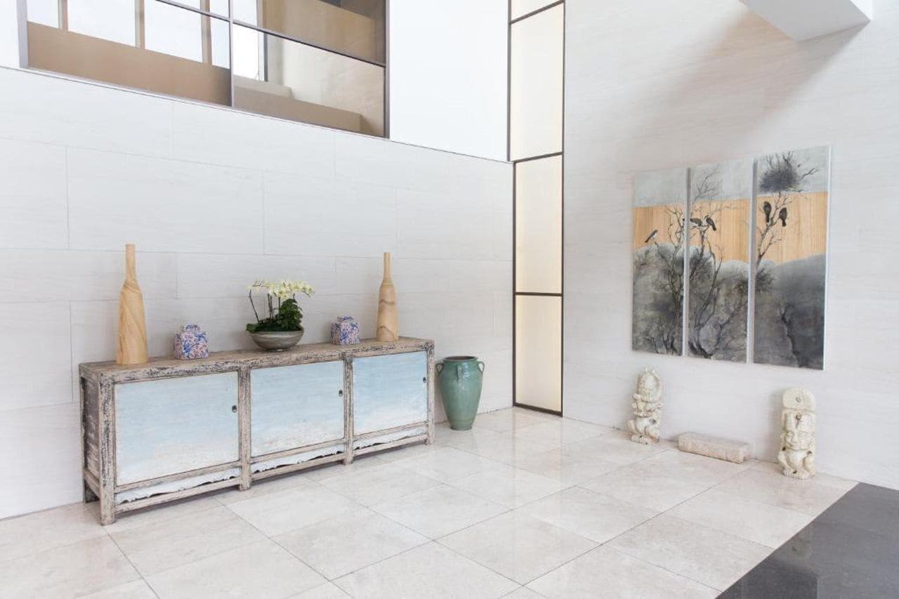 المنشأة من الداخل