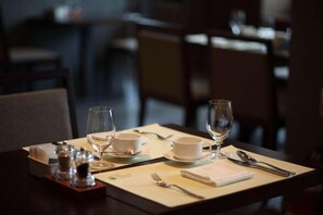 Dining - Avon Hotel Gunsan (Gunsan)