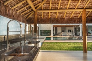 Property grounds - Luxury house in Trancoso | 7 suites in a gated community 1.5 km from the Quadrado (town square). (Trancoso)