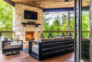 House (3 Bedrooms) | Front of property