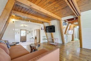 House (1 Bedroom) | Interior - Hike, Bike & Atv! A-frame Rimrock Cabin w/ Views (Rimrock)