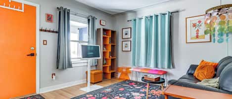 House (3 Bedrooms) | Front of property