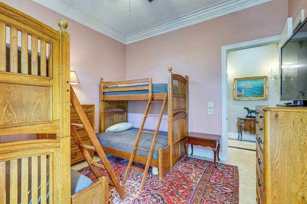 Interior - 'like No Other' in the Panhandle of Florida (Panama City Beach)