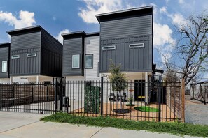 Interior - Explore Houston! Pet-friendly Home Near Downtown (Houston)