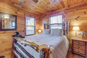 Interior - Mtn-view Getaway w/ Lake Access in Whittier! (Whittier)