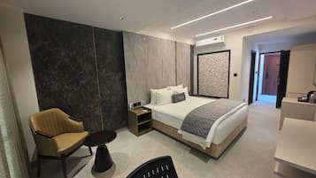 Habitación Deluxe doble | Wifi gratis y accesible en silla de ruedas