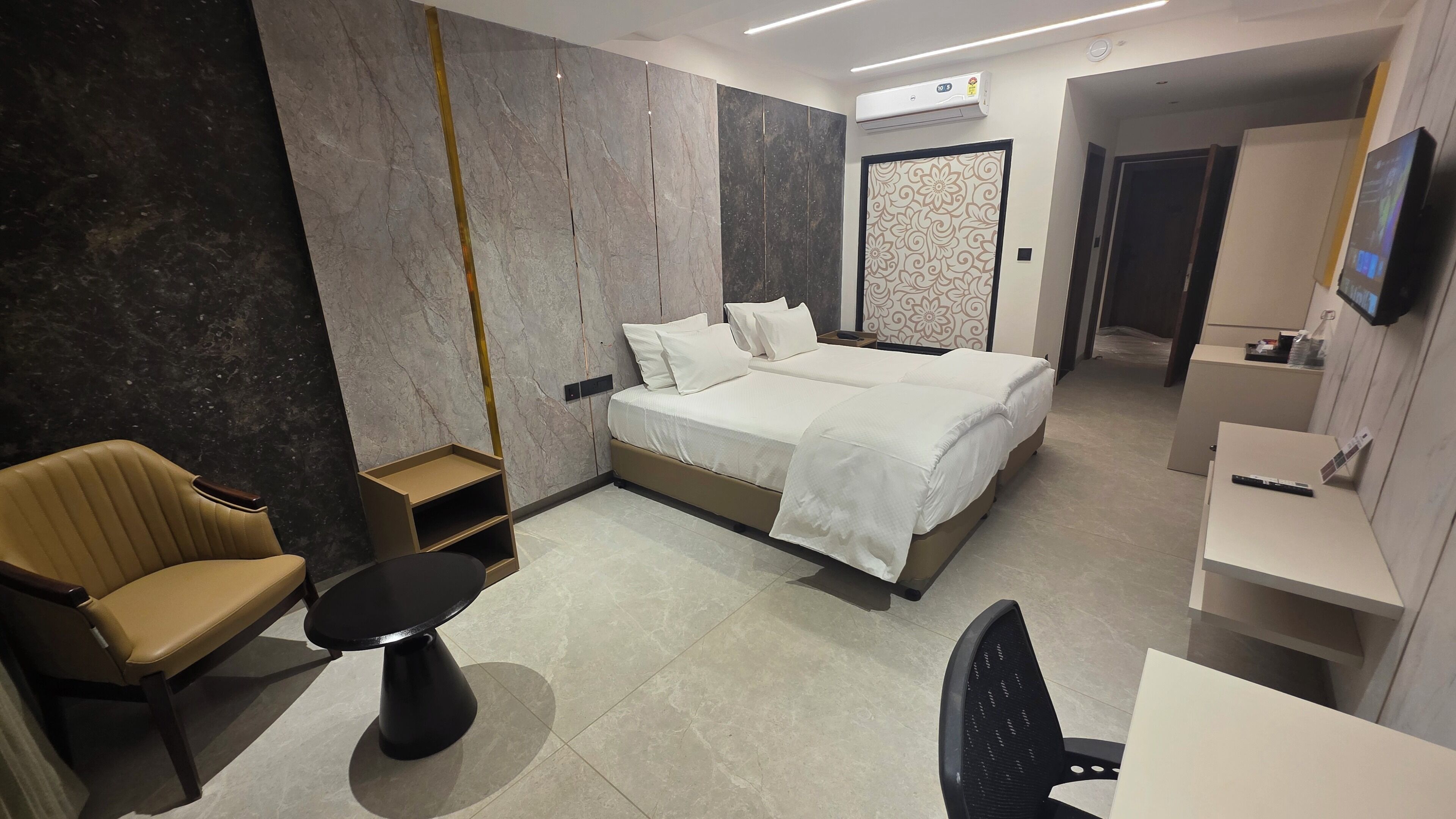 Deluxe Twin Room | Free WiFi