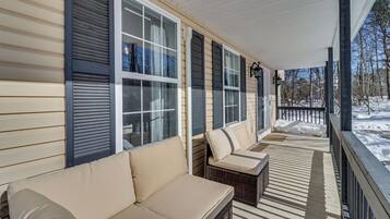 House (4 Bedrooms) | Interior