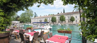 Residenza Lugana Apartments