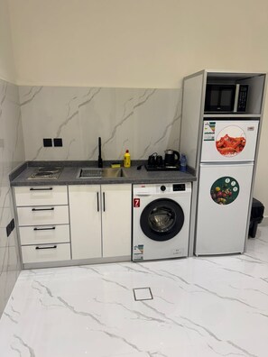 奢華公寓 | 私人廚房 | 雪櫃、微波爐、焗爐、爐具