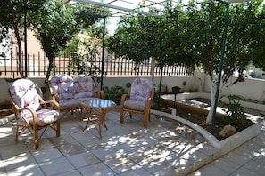 Terrace/patio - Village Apartments (Malevizi)