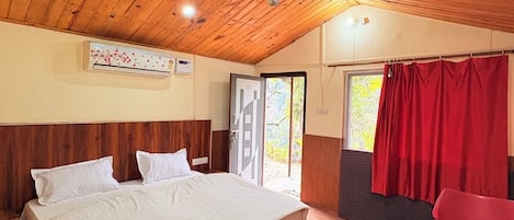 Dobbeltrom – deluxe, fjellutsikt | Wi-fi (inkludert)