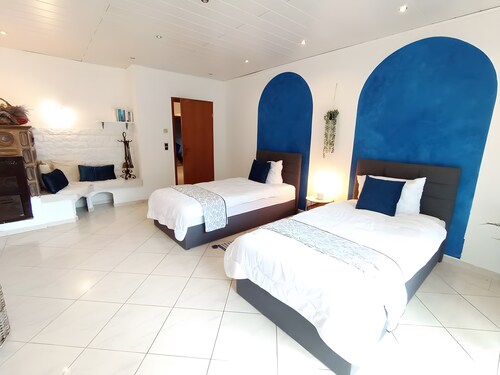 Apartment in A Hotel 'Wat Heppenheim_01' with Balcony and Wi-Fi