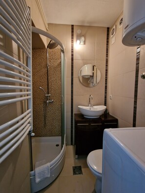 Standard Apartment | Bathroom - Mint Apartment Belgrade (Beograd)
