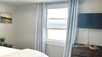 1 slaapkamer, een strijkplank/strijkijzer, wifi, beddengoed