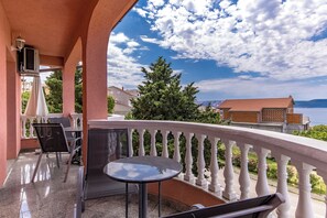 Family Apartment, 2 Bedrooms, Balcony (Pool Apt 2 - Novi Vinodolski (Sea) | Outdoor dining - Pool Apartments Novi Vinodolski (Novi Vinodolski)