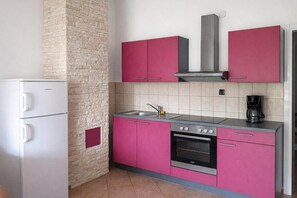 Familienapartment, Mehrere Schlafzimmer (Pool Apt 3 - Novi Vinodolski (Ground)) | Eigene Küche