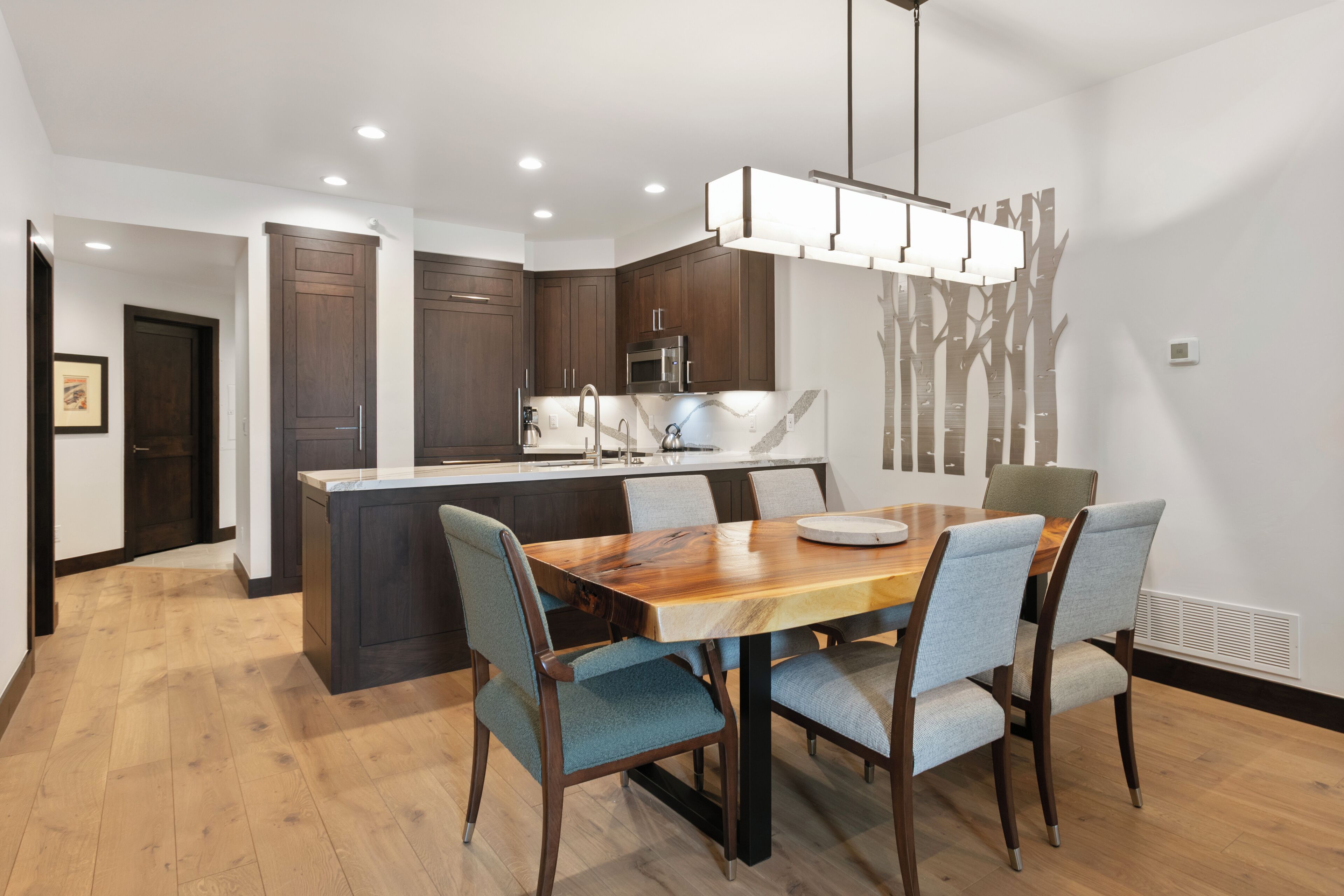 Condo, 2 Bedrooms | Dining