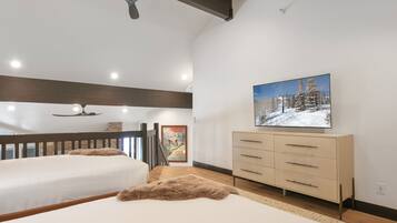 Condo, 2 Bedrooms | 2 bedrooms, free WiFi