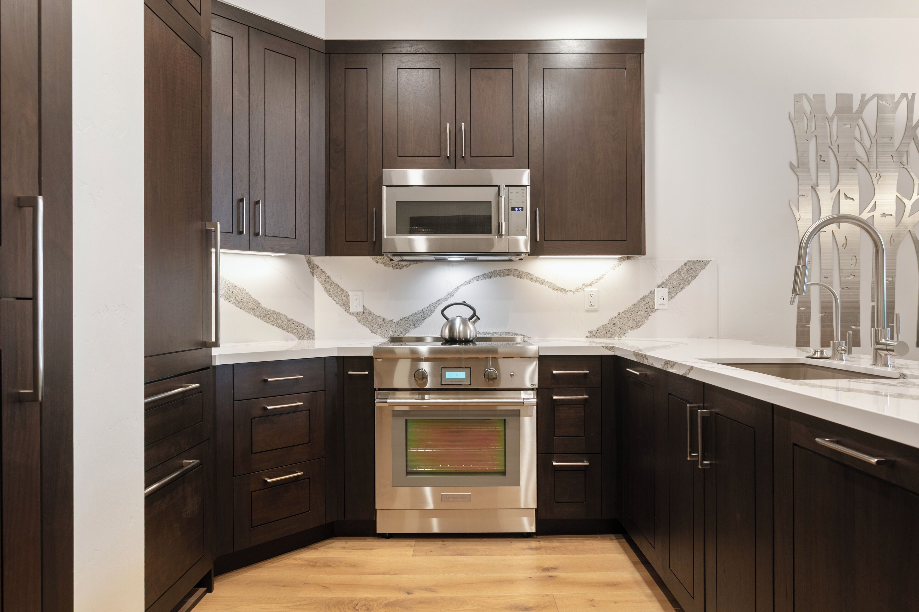 Condo, 2 Bedrooms | Private kitchen