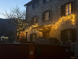 Exterior - Large 8 person family house with two living units near Luca with swimming pool. (Ruota)