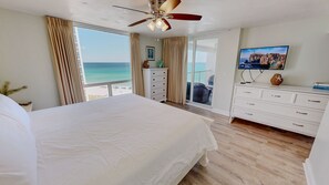 Condo, 2 habitaciones | 2 habitaciones, tabla de planchar con plancha y wifi gratis 