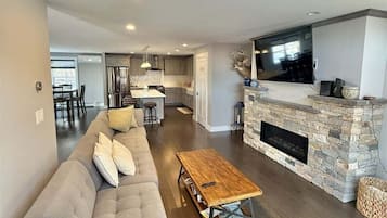 Villa, 3 Bedrooms | Living area